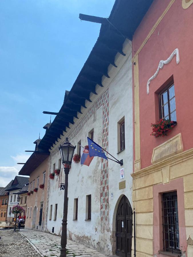 Sebivi Apartments Baroko & Family Попрад Екстериор снимка