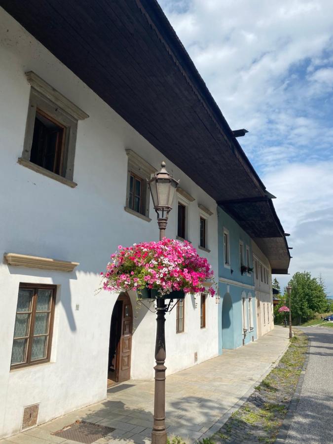Sebivi Apartments Baroko & Family Попрад Екстериор снимка