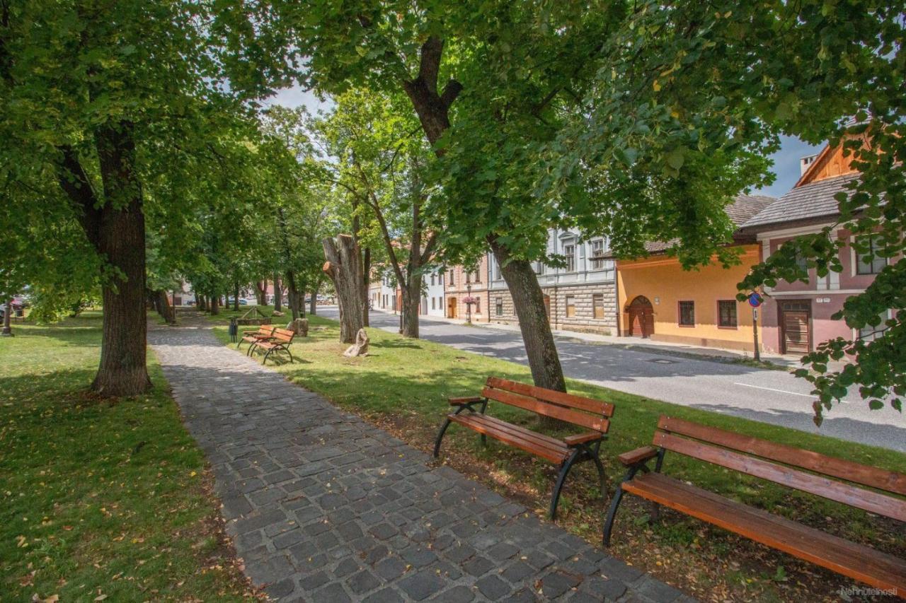 Sebivi Apartments Baroko & Family Попрад Екстериор снимка